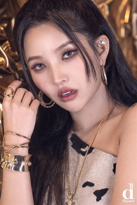Soyeon .